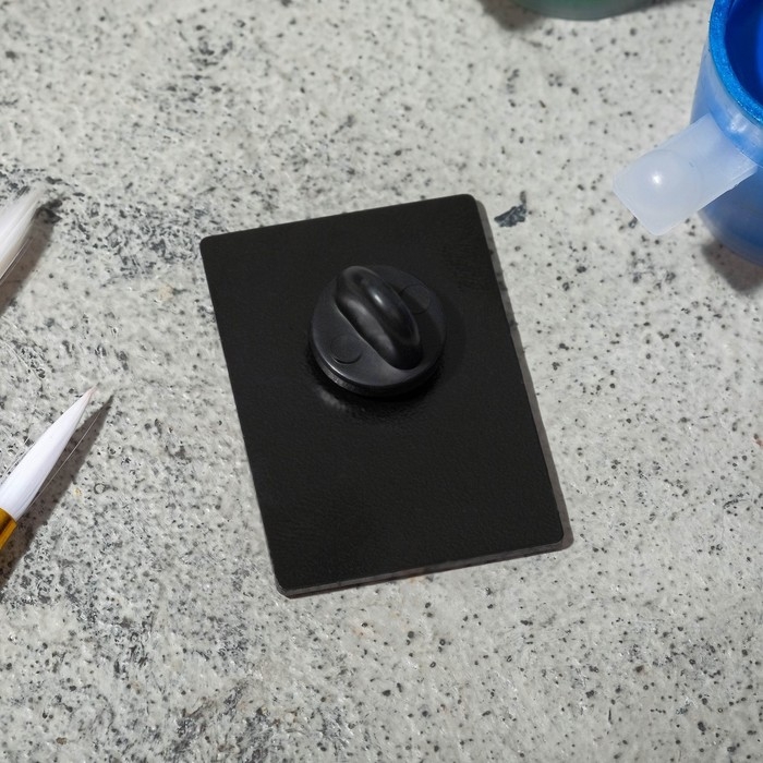 Значок «Искусство» Венера Милосская, цветной в чёрном металле Значок «Искусство» Венера Милосская, цветной в чёрном металле