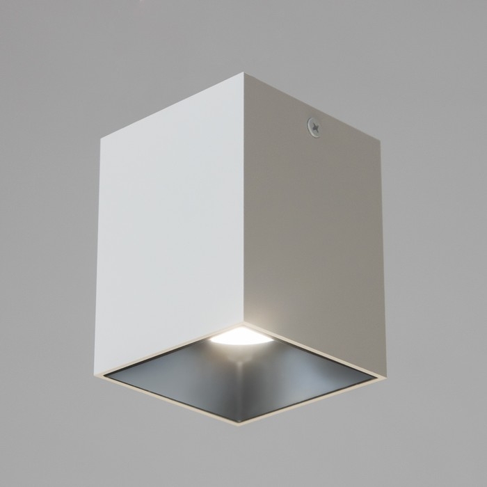 Светильник Светильник "Кубик" LED 4000К 10Вт DIM220 белый черный 7,5х7,5х9,5см