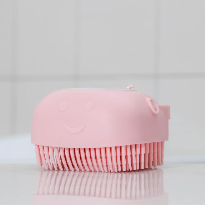 Щётка силиконовая с ёмкостью для мыла Доляна, цвет МИКС Щётка силиконовая с ёмкостью для мыла Доляна, цвет МИКС