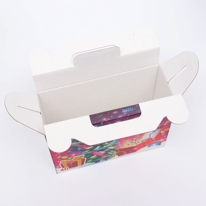 Новый год. Подарочная коробка новогодняя Серпантинки 23 х 8,5 х 23 см. Новый год. Подарочная коробка новогодняя Серпантинки 23 х 8,5 х 23 см.