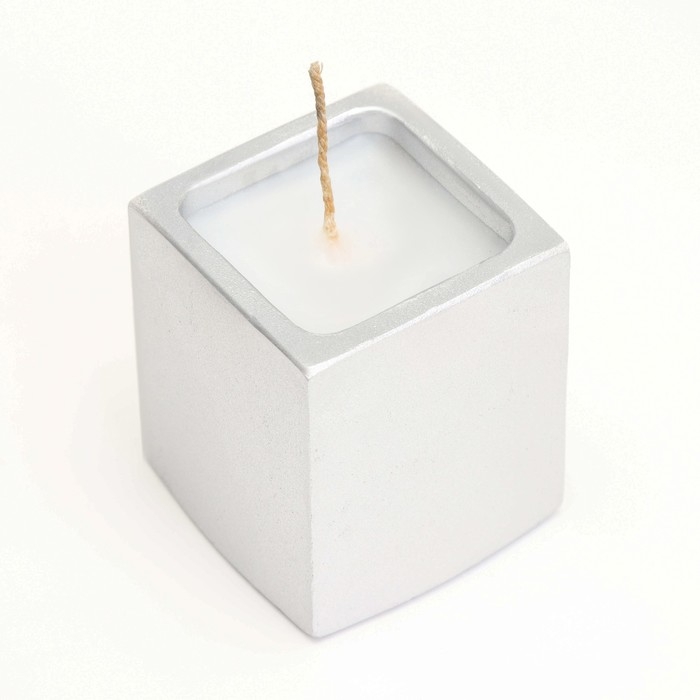 Свеча  Свеча "Квадрат" в подсвечнике из гипса,5х6см,серебро