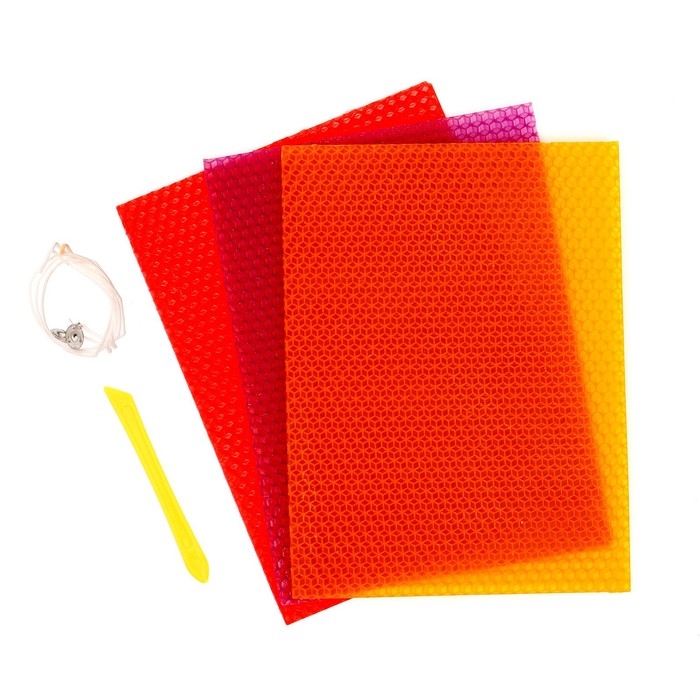 Свеча своими руками. Создание магических свечей из вощины «Набор №3», набор для творчества Свеча своими руками. Создание магических свечей из вощины «Набор №3», набор для творчества