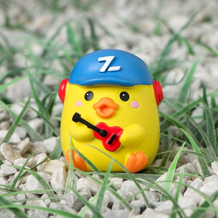 Утёнок на панель авто, гитарист, желтый Утёнок на панель авто, гитарист, желтый