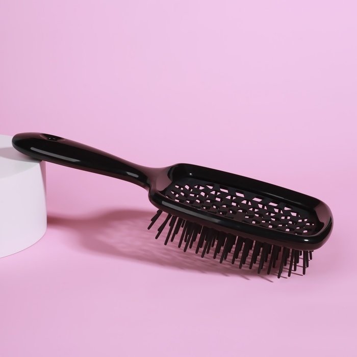 Расчёска массажная, широкая, вентилируемая, 8,5 × 20,5 см, цвет чёрный Расчёска массажная, широкая, вентилируемая, 8,5 × 20,5 см, цвет чёрный