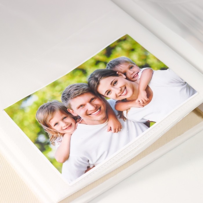 Фотоальбом на 100 фото 13х18 см Фотоальбом на 100 фото 13х18 см "Пёрышки в воздухе" в коробке 29,5х4х23 см