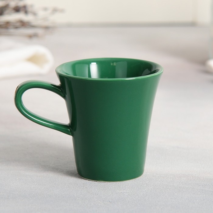 Чайная пара керамическая Love me, кружка 100 мл, блюдце 15х14 см, цвет бело-зелёный Чайная пара керамическая Love me, кружка 100 мл, блюдце 15х14 см, цвет бело-зелёный