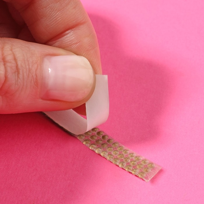 Стразы самоклеящиеся, с голографией, d = 2 мм, ширина - 7 мм, 4,5 ± 0,5 м, цвет серебряный Стразы самоклеящиеся, с голографией, d = 2 мм, ширина - 7 мм, 4,5 ± 0,5 м, цвет серебряный