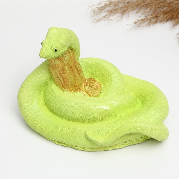 Фигура Фигура "Змея на ветке" салатовая, 16х20см