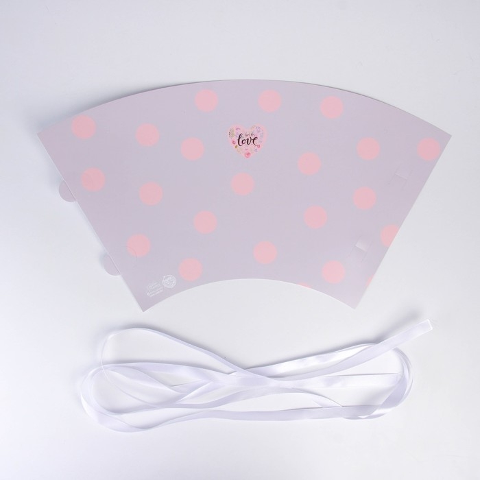 Переноска для цветов круглая на лентах «With love», 15 × 23.3 × 7.5 см, Ø 15 см Переноска для цветов круглая на лентах «With love», 15 × 23.3 × 7.5 см, Ø 15 см