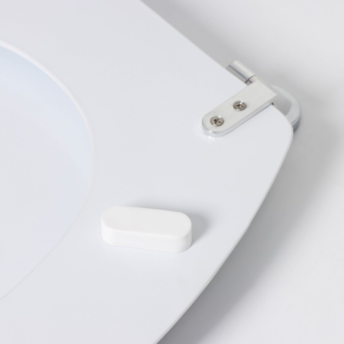 Сиденье для унитаза, 45×35×5 см, цвет белый Сиденье для унитаза, 45×35×5 см, цвет белый