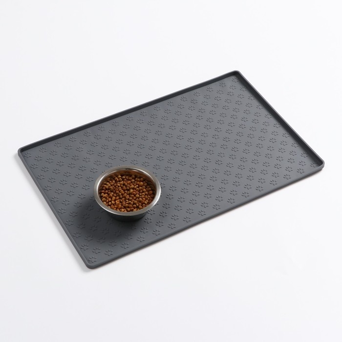 Коврик силиконовый под миску с текстурой, 48 х 30 см, темно-серый Коврик силиконовый под миску с текстурой, 48 х 30 см, темно-серый