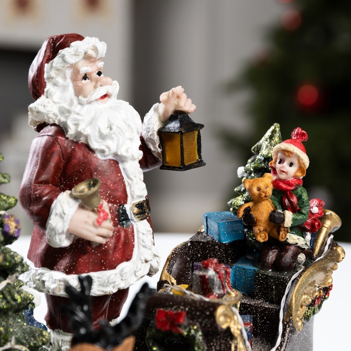 Фигура светодиодная Фигура светодиодная "Новогодние сани с подарками" 25х18см, 17LED, ААx3(не в компл), USB, RGB