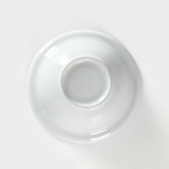 Тарелка фарфоровая «Маки красные», 550 мл, d=17 см Тарелка фарфоровая «Маки красные», 550 мл, d=17 см