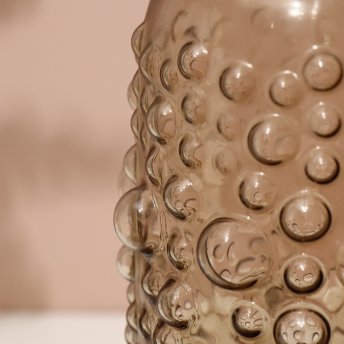 Ваза для цветов «Мальва» из темного прозрачного стекла 30 х 15 х 15 см Ваза для цветов «Мальва» из темного прозрачного стекла 30 х 15 х 15 см