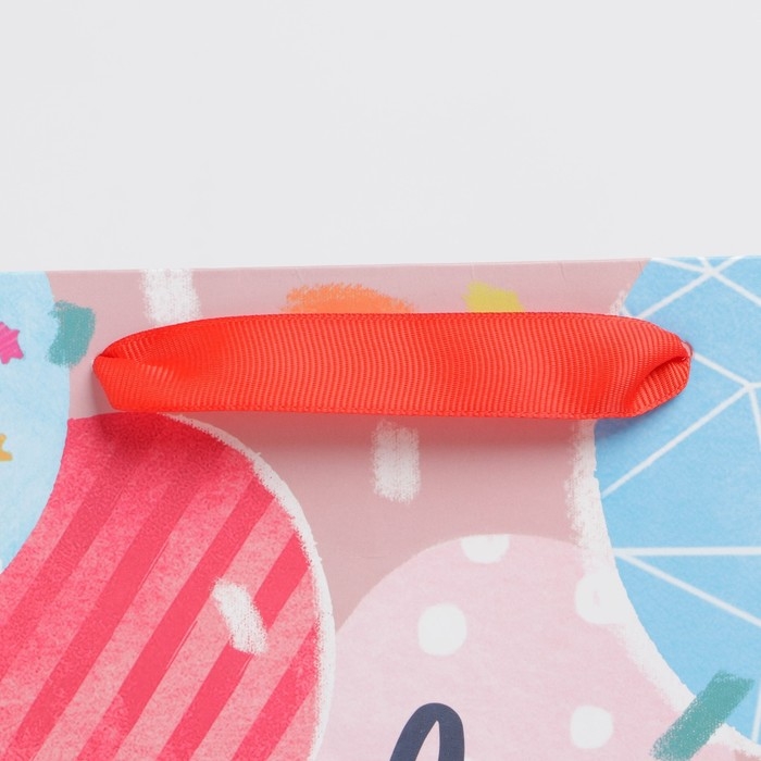 Пакет подарочный ламинированный вертикальный, упаковка, «Счастье», M 25.5 х 30 х 9 см Пакет подарочный ламинированный вертикальный, упаковка, «Счастье», M 25.5 х 30 х 9 см