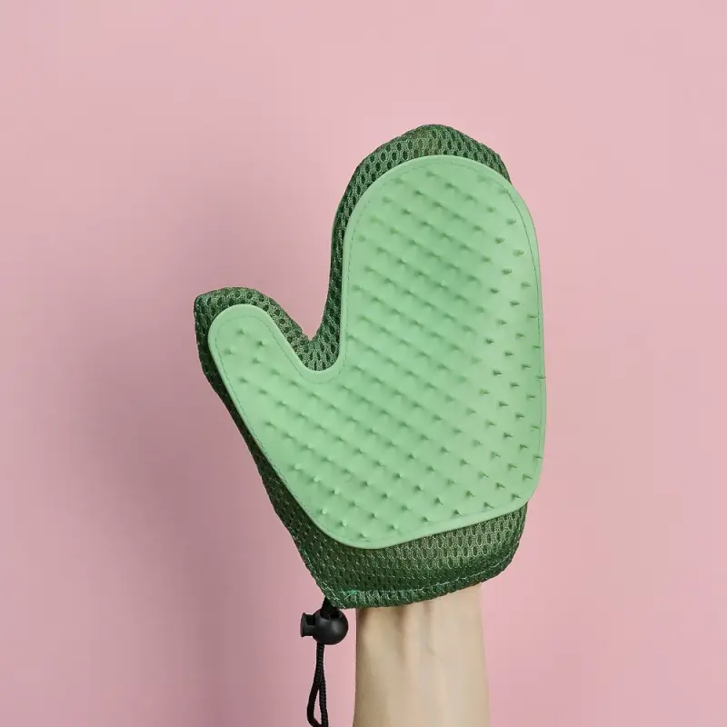 VETTA Перчатка-щетка для домашних животных, нейлон, ТПР, 20,5х15,5 см