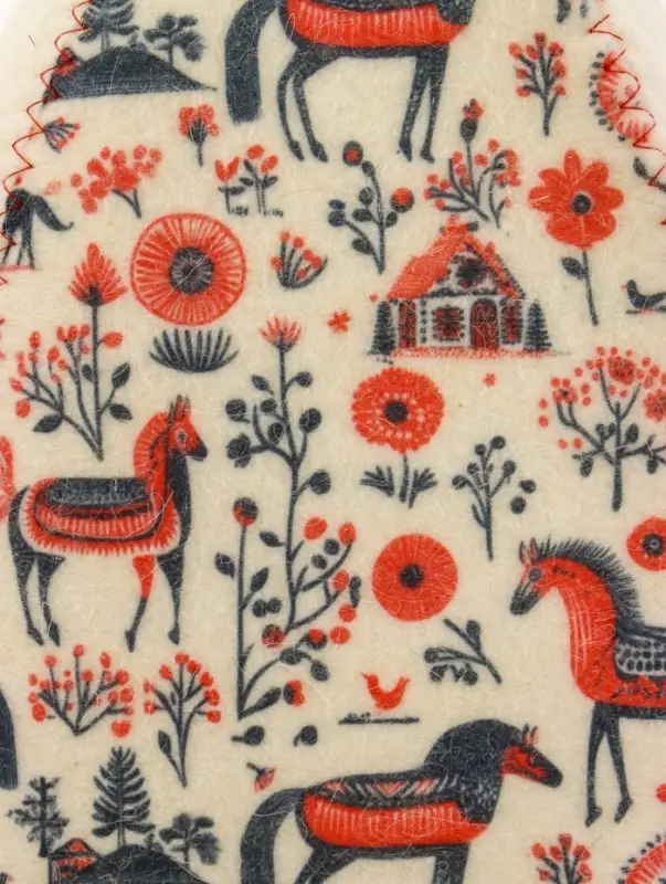 Шапка для бани и сауны &laquo;Мезенские кони&raquo;, полиэфир, шерсть