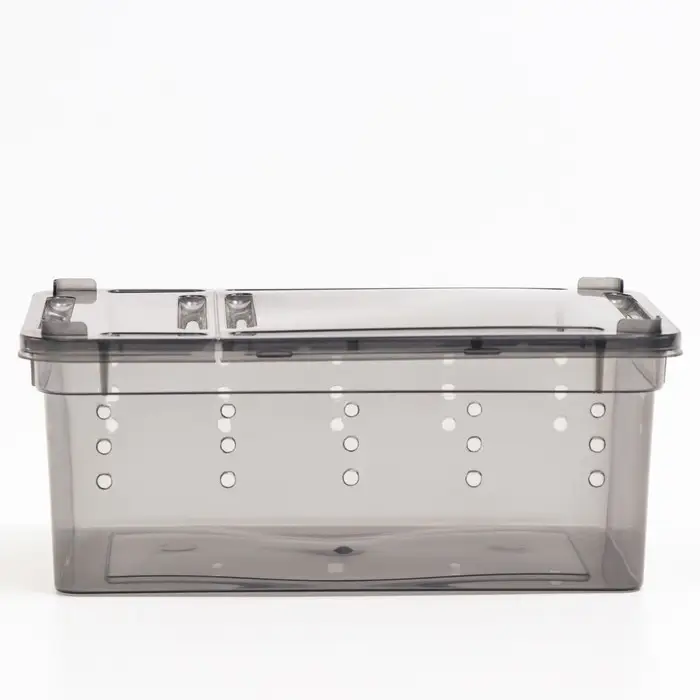 Переноска - отсадник для рептилий, 19 х 12,5 х 7,5 см, черная Переноска - отсадник для рептилий, 19 х 12,5 х 7,5 см, черная