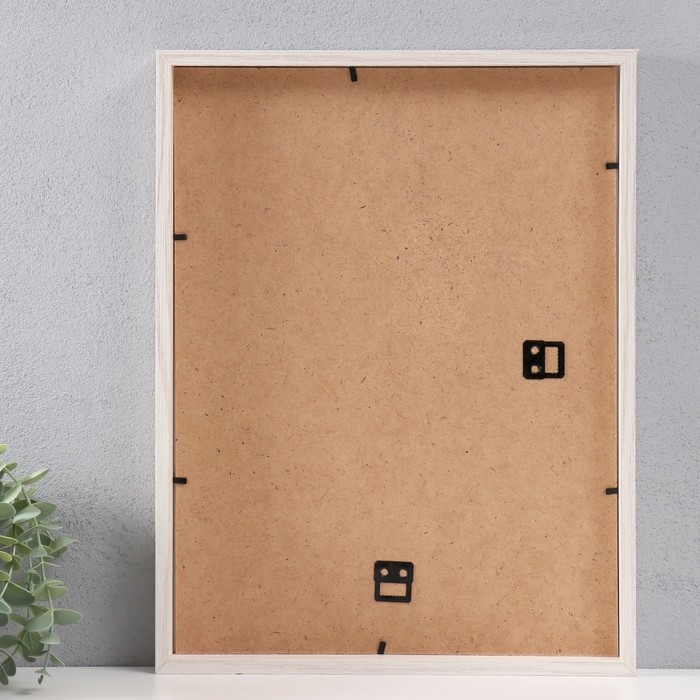 Фоторамка МДФ 30х40 см, №4, wenge veralinga, 16 мм, с паспарту Фоторамка МДФ 30х40 см, №4, wenge veralinga, 16 мм, с паспарту