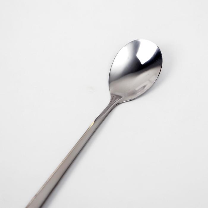 Кружка керамическая &laquo;Лучший из лучших&raquo;, 400 мл, с ложкой и крышкой, цвет белый