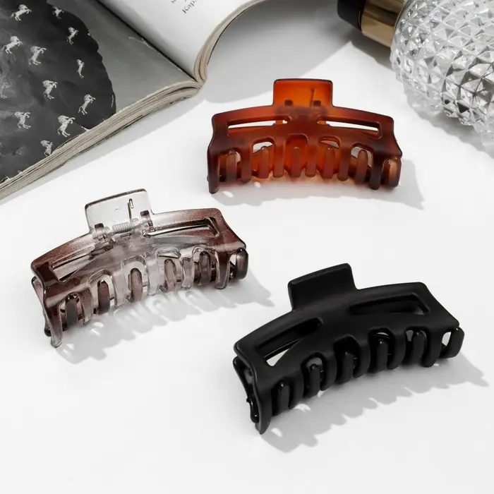 Крабик для волос «Глянец», геометрия прямой, 6.5 см, МИКС Крабик для волос «Глянец», геометрия прямой, 6.5 см, МИКС