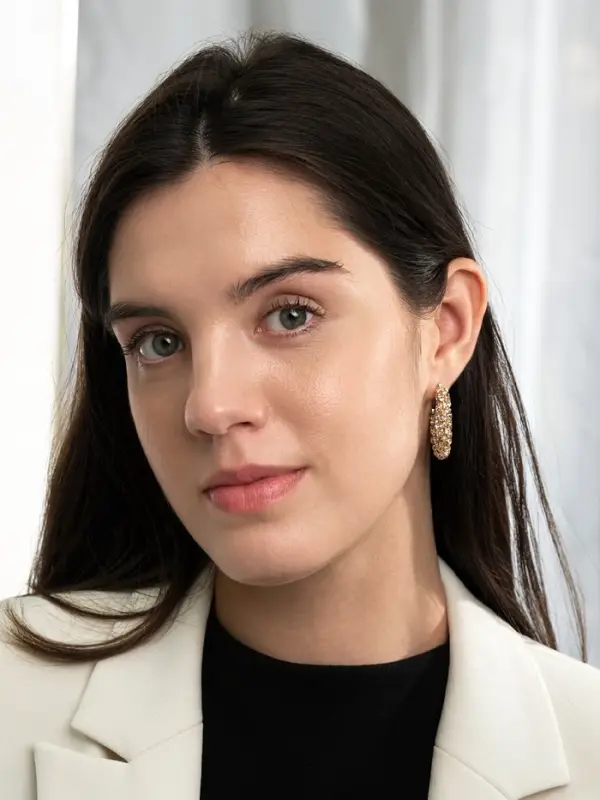 Серьги-кольца со стразами &laquo;Россыпь&raquo;, d=3.5 см, белые в золоте