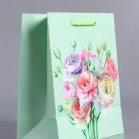 Пакет подарочный "Весенний букет" ламинированный 18 х 22,3 х 10 см