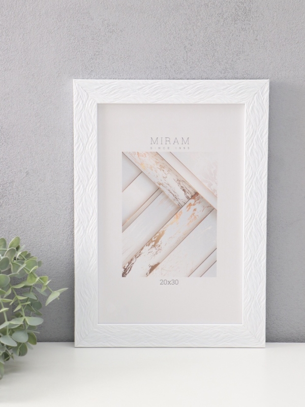 Фоторамка пластик "МИРАМ" 20х30 см, белый, волнистый