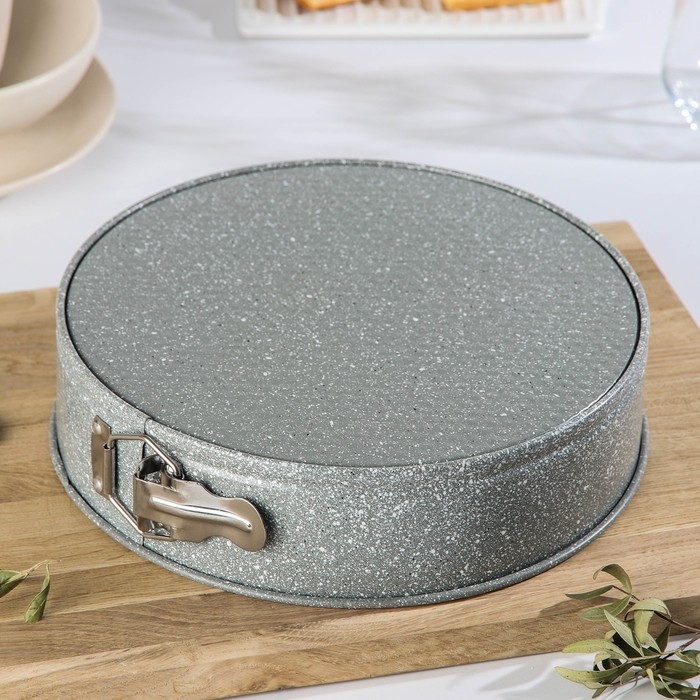 Набор форм для выпечки «Элин Мрамор. Круг», d=22/24/26 см, съёмное дно, антипригарное покрытие, цвет серый Набор форм для выпечки «Элин Мрамор. Круг», d=22/24/26 см, съёмное дно, антипригарное покрытие, цвет серый