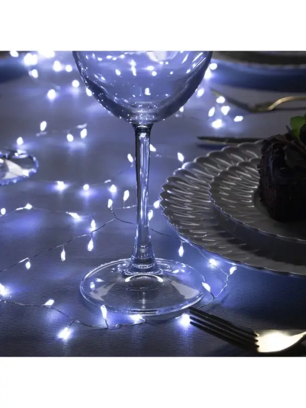 Гирлянда &laquo;Мишура&raquo; 2 м, роса, IP20, серебристая нить, 100 LED, свечение белое, USB