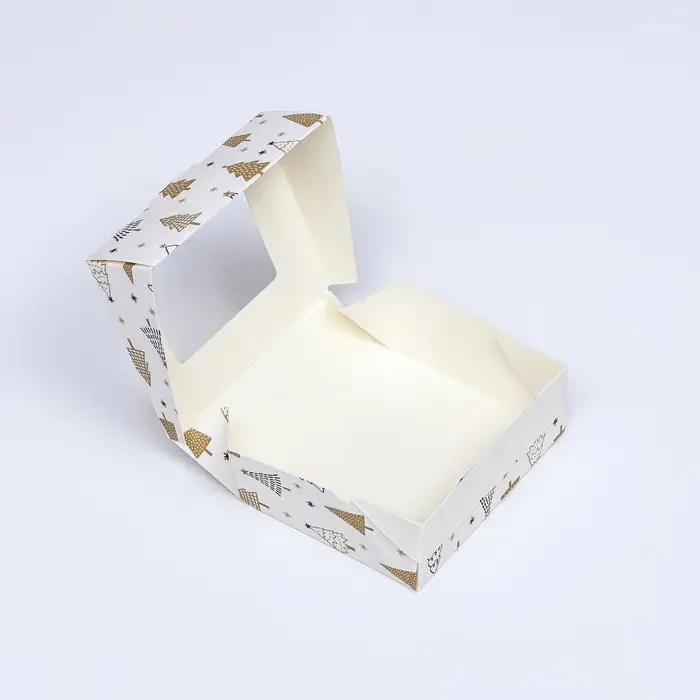 Коробка подарочная новогодняя складная «Золотые ёлки», 10×8×3.5 см