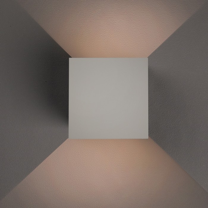 Светильник светодиодный настенный FSD-004, 6 Вт, 450 Лм, 3000К, IP54, 220 В, металл, белый