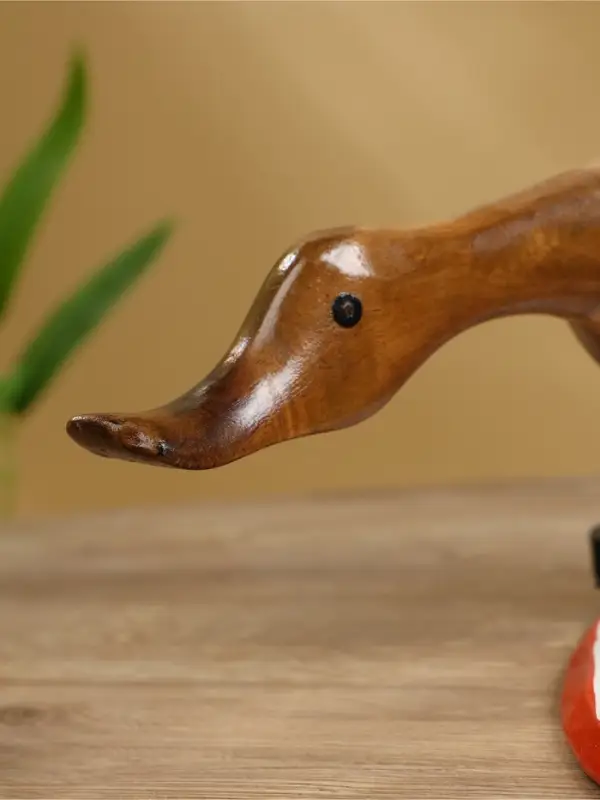 Сувенир &laquo;Утка на сёрфе&raquo;, 31 см, дерево