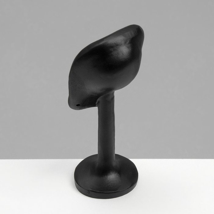 Подставка под серьги «Ухо» 4,2×3×11, 3 отверстия, цвет чёрный Подставка под серьги «Ухо» 4,2×3×11, 3 отверстия, цвет чёрный