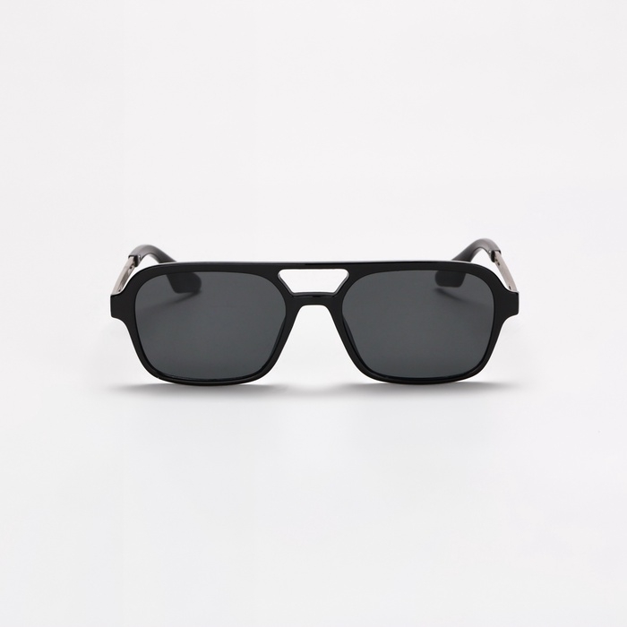 Очки солнцезащитные, UV 400, линза 3.9 х 5.2 см, ширина 14.1 см, дужка 14.5 см, черная оправа Очки солнцезащитные, UV 400, линза 3.9 х 5.2 см, ширина 14.1 см, дужка 14.5 см, черная оправа