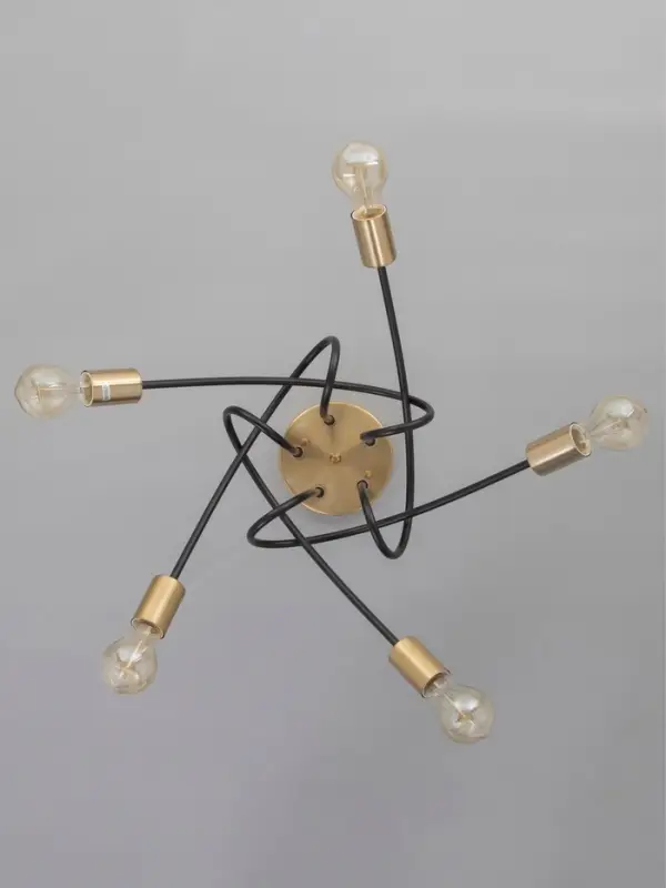 Люстра &laquo;Узел&raquo; 5&times;40 Вт Е27 черный/латунь 52&times;52&times;36 см