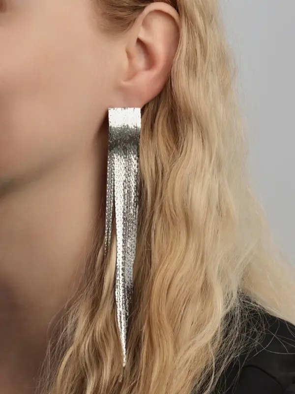 Серьги висячие &laquo;Голливуд&raquo;, блеск нитей, цвет серебро, 14.5 см