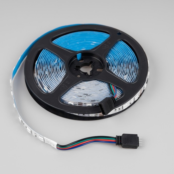 Светодиодная лента Apeyron Electrics 5 м, IP20, SMD5050, 60 LED/м, 14.4 Вт/м, 12 В, RGB