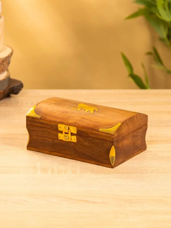 Шкатулка  Шкатулка "Слон" 15,5х10х7 см, дерево шишам, латунь