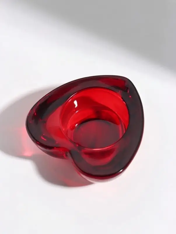 Подсвечник стеклянный &laquo;Сердце&raquo;, 7.7&times;7.7&times;2.5 см, d=4 см