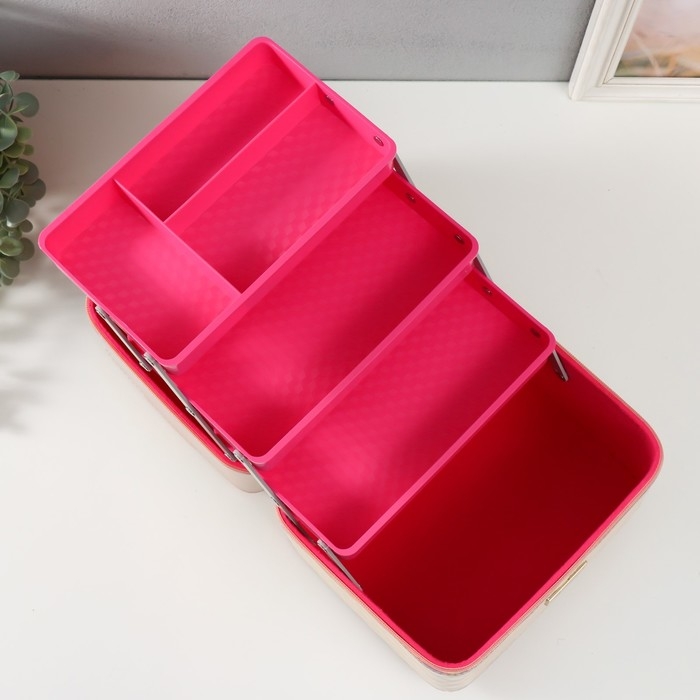 Шкатулка кожзам для косметики Шкатулка кожзам для косметики "Ромбы голография. Этажи" бело-розовая 24,5х20,5х27 см