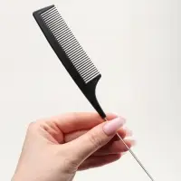 Расчёска антистатическая, 22&times;3(&plusmn;1) см, с металлическим хвостиком, карбон, чёрная