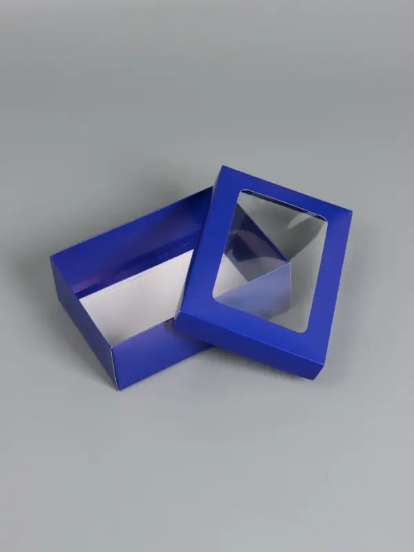 Коробка складная «Синяя», с окном 21 х 15 х 7 см Коробка складная «Синяя», с окном 21 х 15 х 7 см