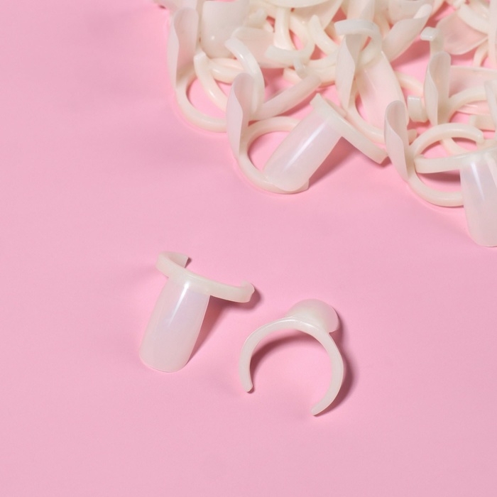 Палитра для лаков на баночку «Ноготки», d - 2 см, 50 шт, форма мягкий квадрат, цвет слоновая кость Палитра для лаков на баночку «Ноготки», d - 2 см, 50 шт, форма мягкий квадрат, цвет слоновая кость