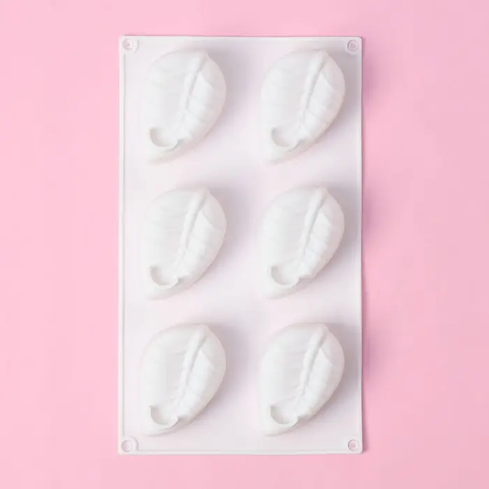 Форма для муссовых десертов и выпечки Доляна «Листочек», силикон, 29,5×17×3,2 см, 6 ячеек (8,7×5,5 см), цвет белый Форма для муссовых десертов и выпечки Доляна «Листочек», силикон, 29,5×17×3,2 см, 6 ячеек (8,7×5,5 см), цвет белый