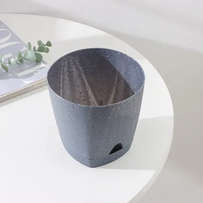 Горшок для цветов с прикорневым поливом «Amsterdam», 1,35 л, d=14 см, темный камень Горшок для цветов с прикорневым поливом «Amsterdam», 1,35 л, d=14 см, темный камень