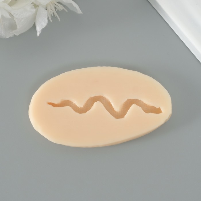 Новогодний молд силикон "Змейка" 0,3х6,5х1,3 см