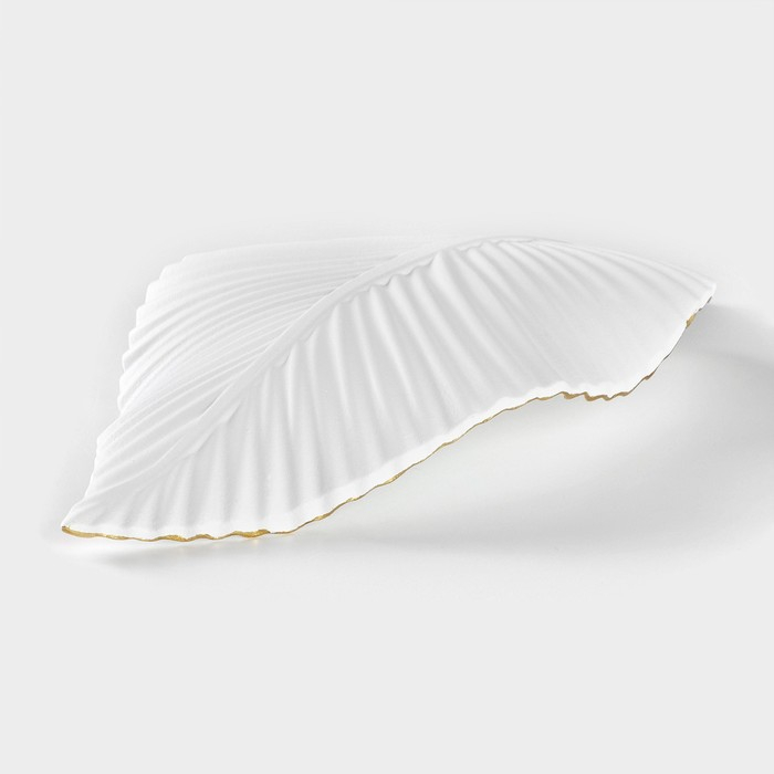 Блюдо для фруктов Доляна «Лист», 35,5×20×5 см, цвет золотой с белым Блюдо для фруктов Доляна «Лист», 35,5×20×5 см, цвет золотой с белым