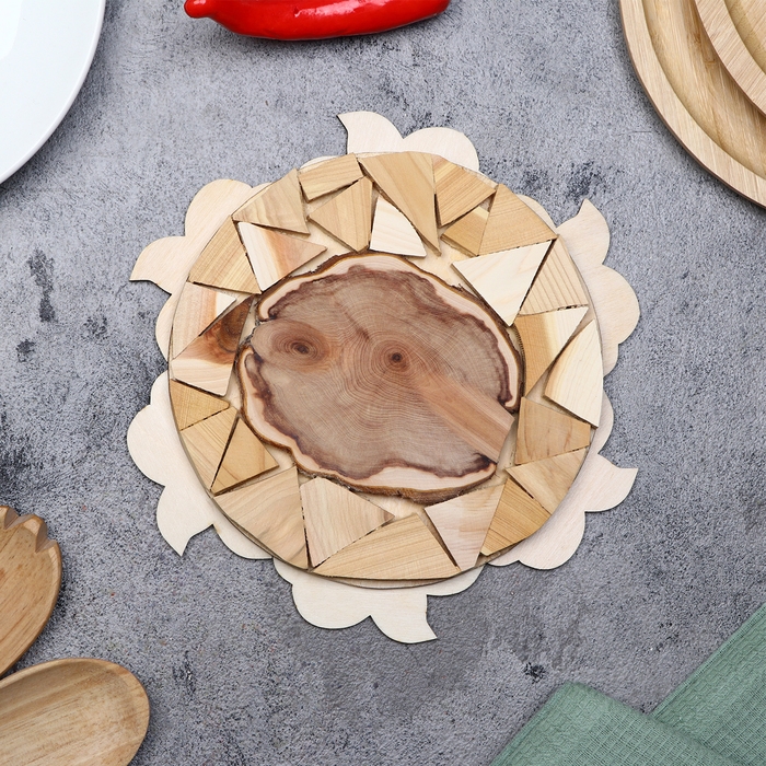 Подставка под горячее «Лилии», D=20 см, можжевельник Подставка под горячее «Лилии», D=20 см, можжевельник