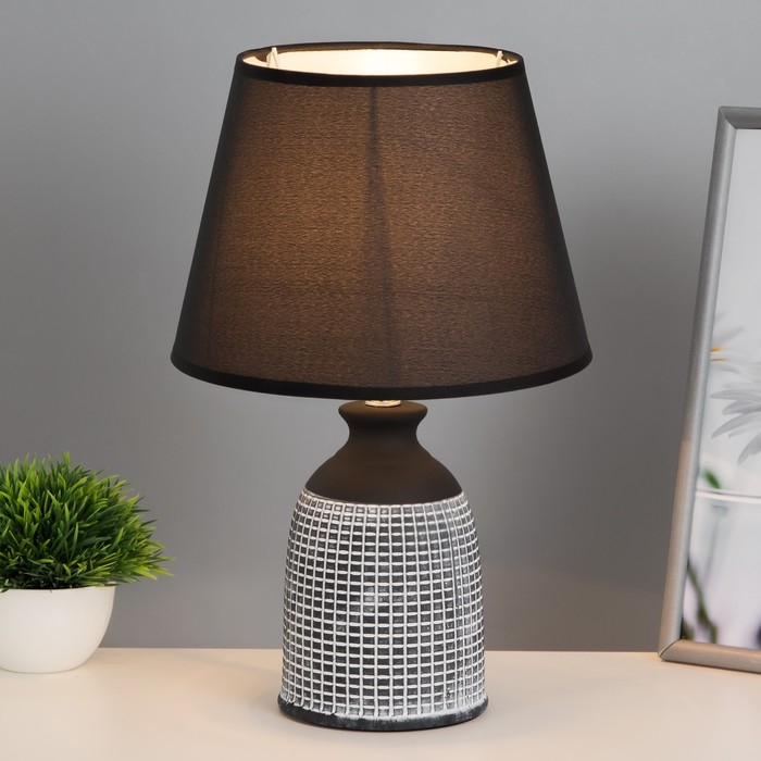 Настольная лампа Настольная лампа "Корнелия" Е14 40Вт черный 22х22х35см RISALUX